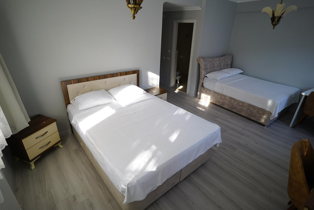 Lafontaine Konak Otel Мудания Екстериор снимка
